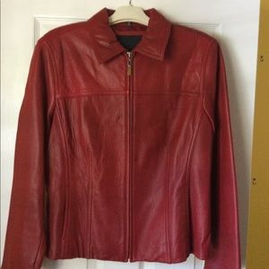 Avanti cranberry red leather jacket in size XL. Zipper and front side pockets.